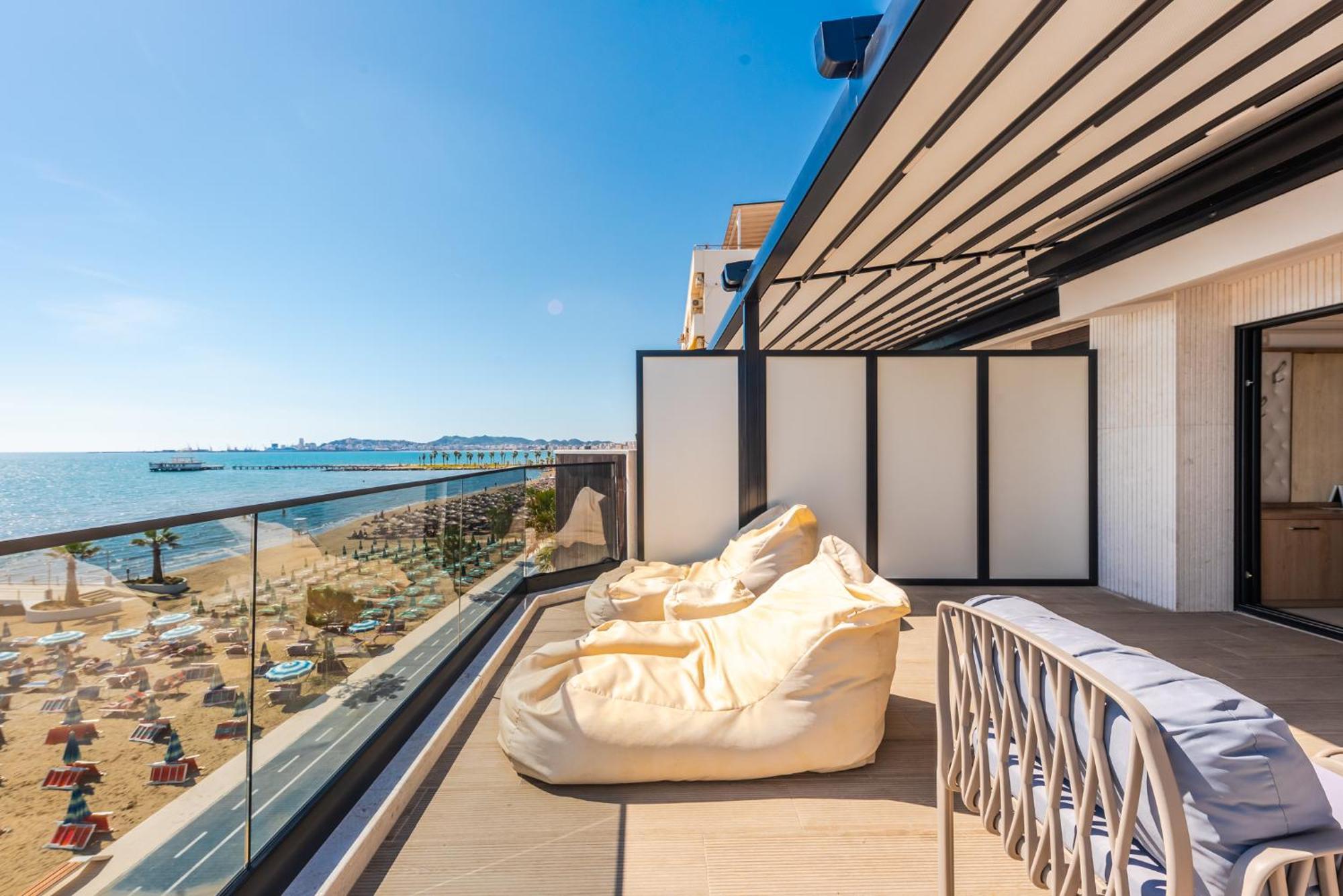 Sea View Apartments Eldo Durrës Exteriör bild
