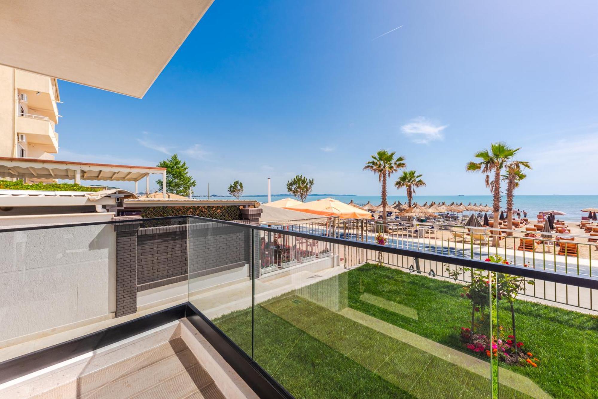 Sea View Apartments Eldo Durrës Rum bild